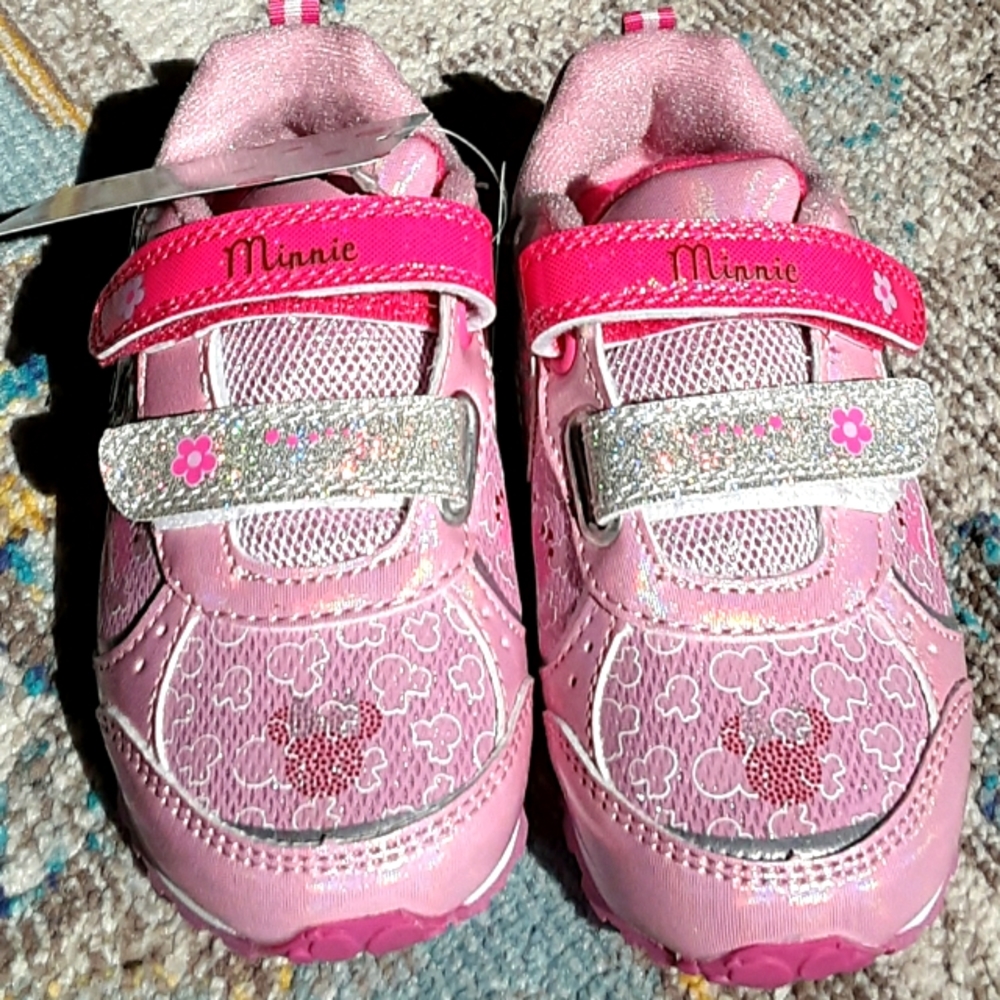 NEW Toddler Minnie Mouse shoes